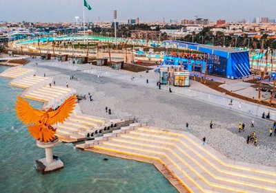 Golden Brass Falcon Sculpture Rose in Jeddha vorige maand