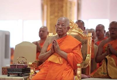 Vereerde abt Somdet Chuang van Wat Pak Nam stierf op 16 december